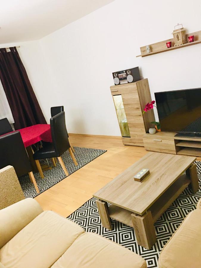 Apartman Monya Turčianske Teplice المظهر الخارجي الصورة